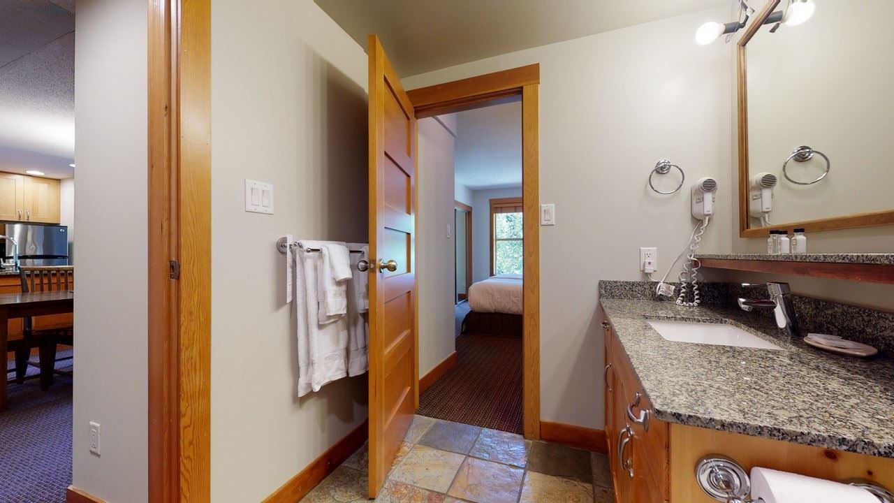 314D-2036 London Lane