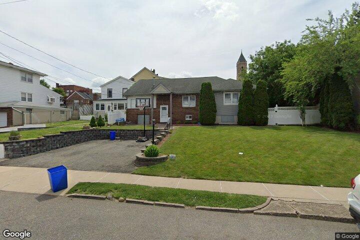 100 Malcolm Ave