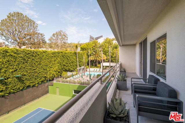 Luxury Smart Condo in the Heart of West Hollywood
