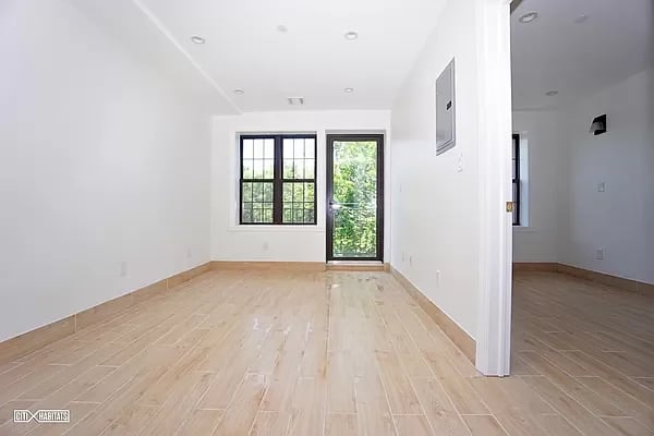 626 Greene Avenue Unit: 4B