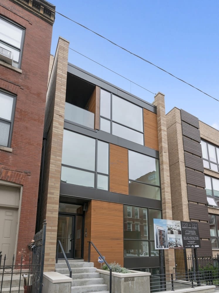 720 N Ada St, #2