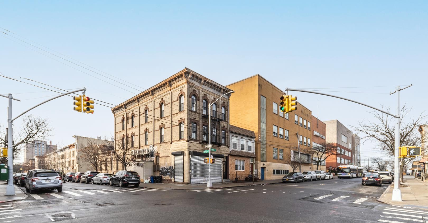 390 Seneca Avenue, Apt 3-L