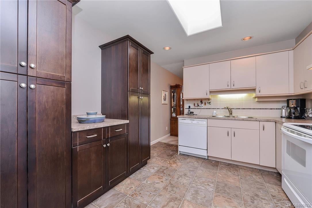 302-456 Linden Ave