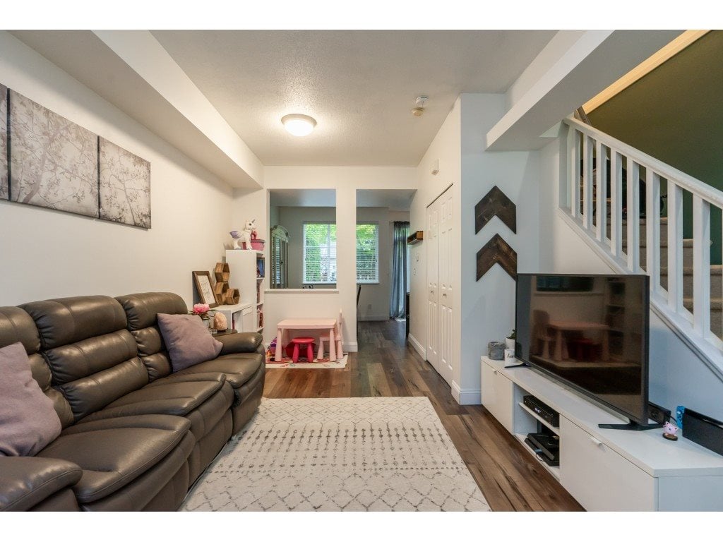 21-6465 184a St