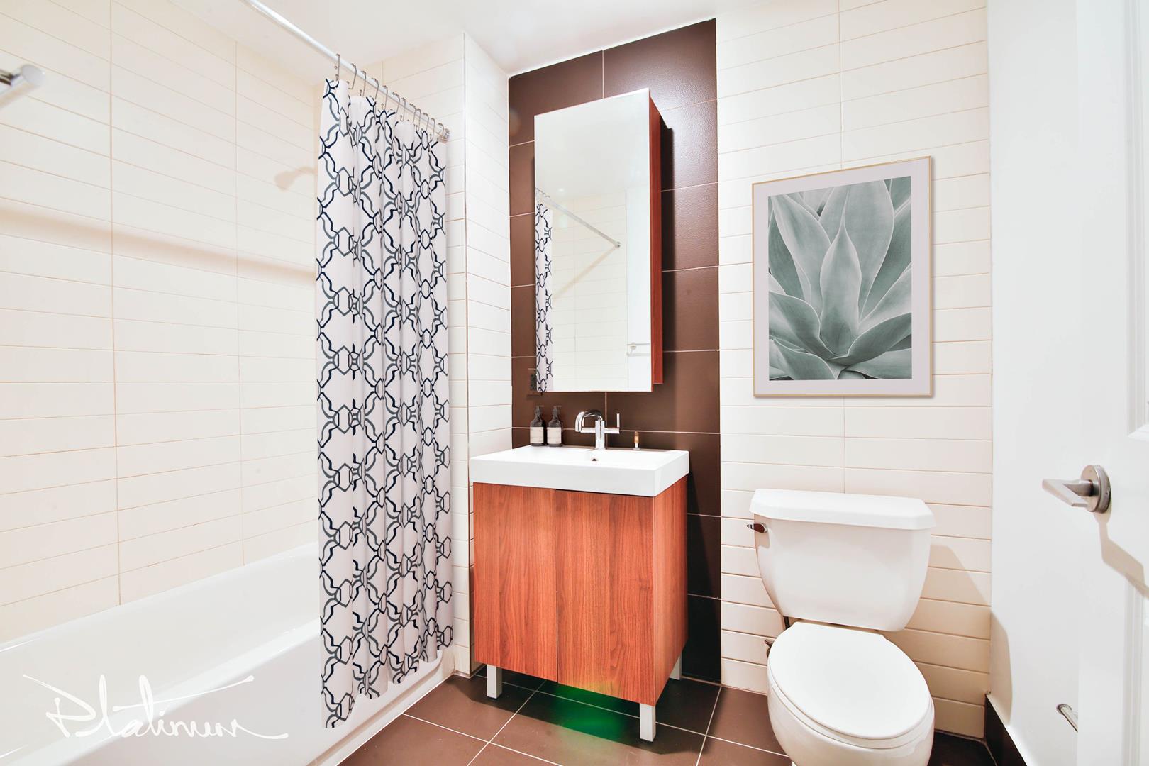 116 John Street, Apt 3302