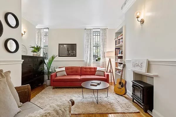 579 Washington Avenue Unit: 1C