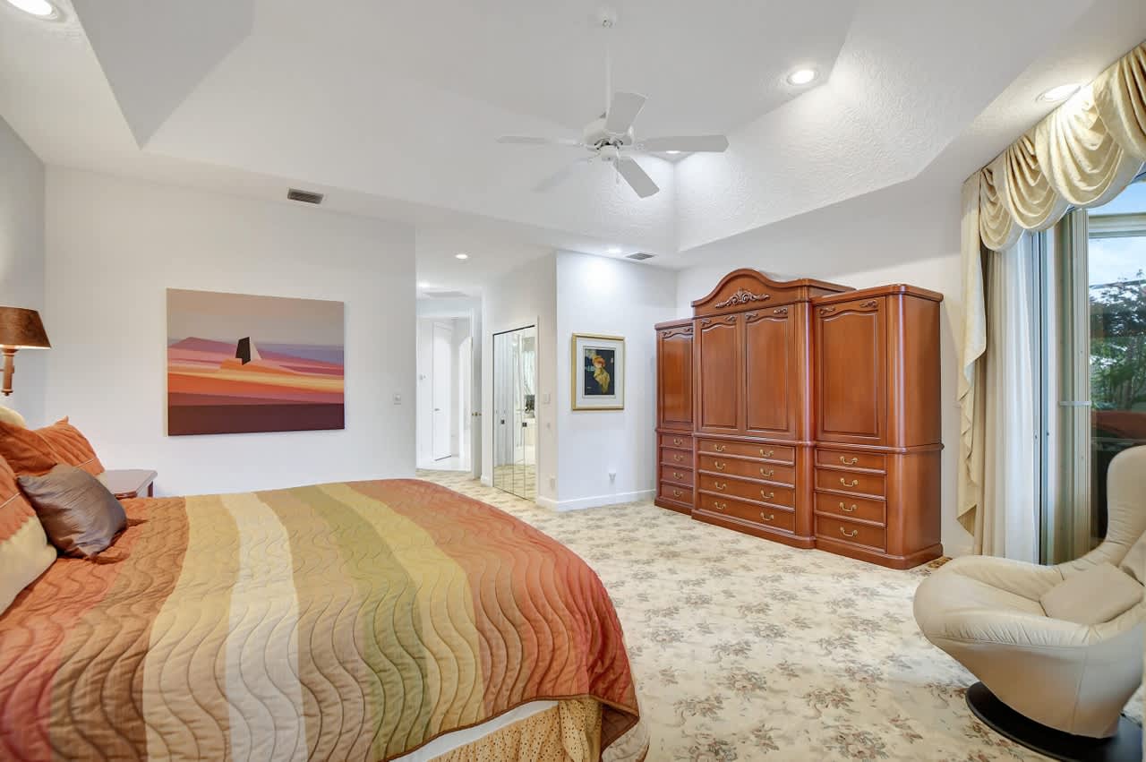 3564 NW Clubside Cir