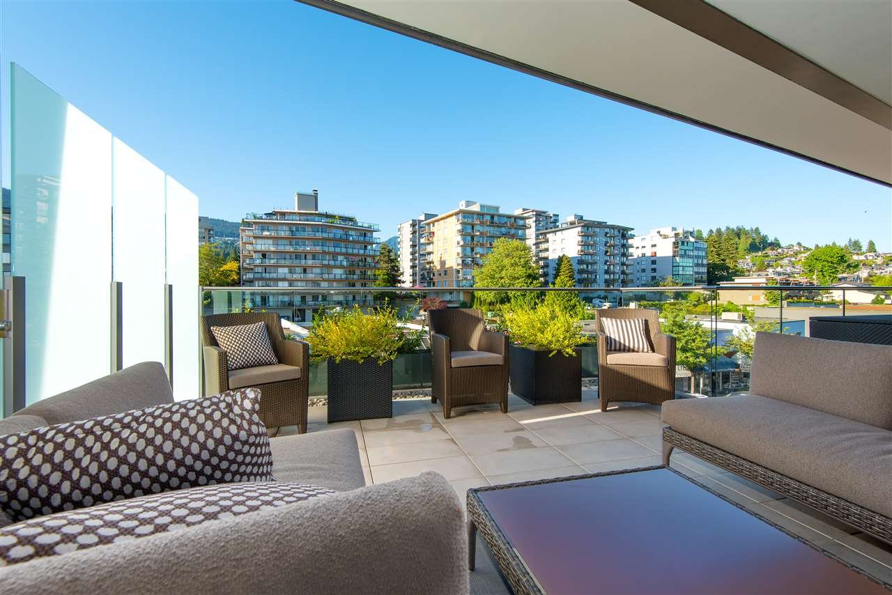 309-1355 Bellevue Ave