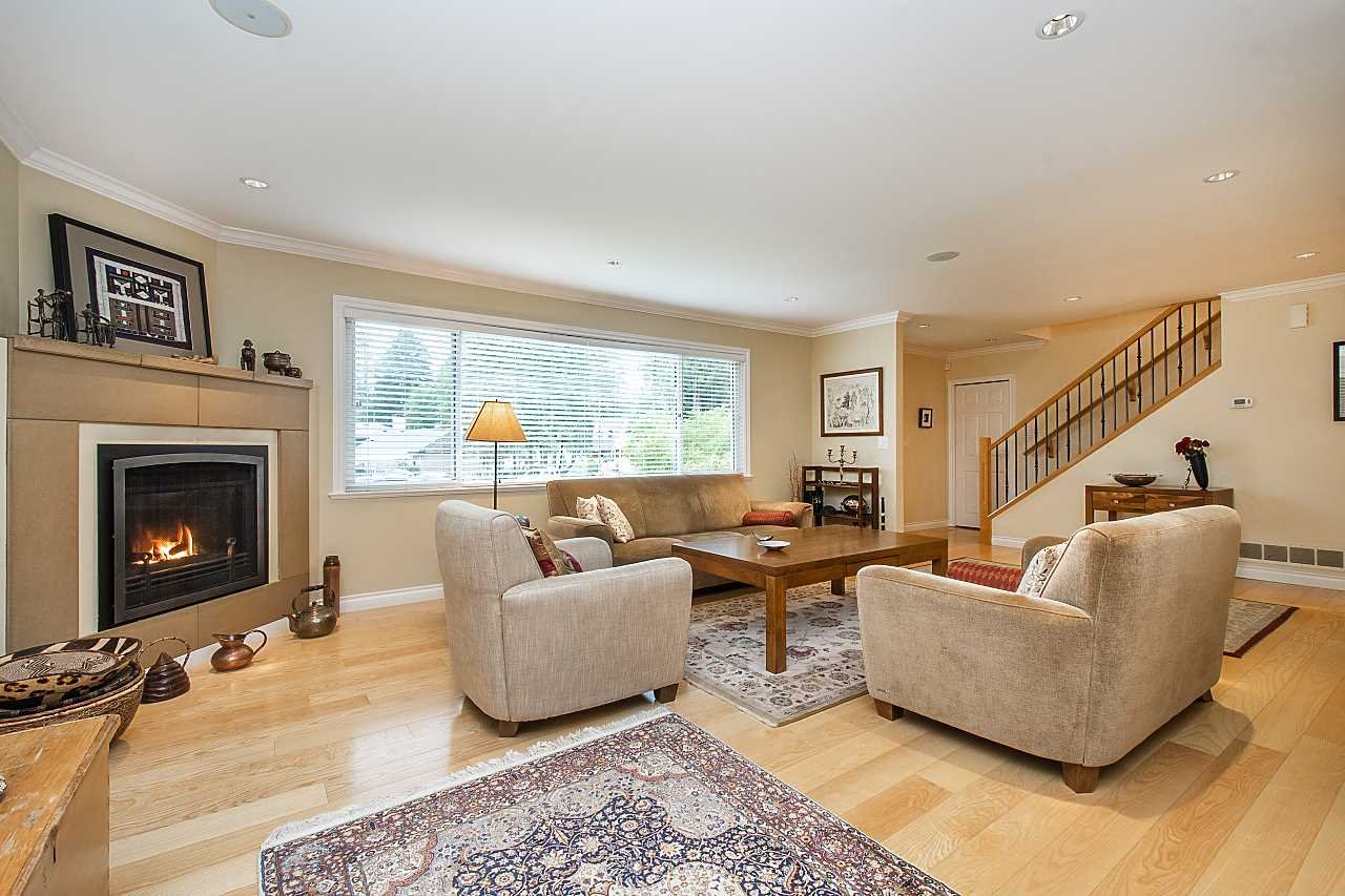 2436 Kilmarnock Pl