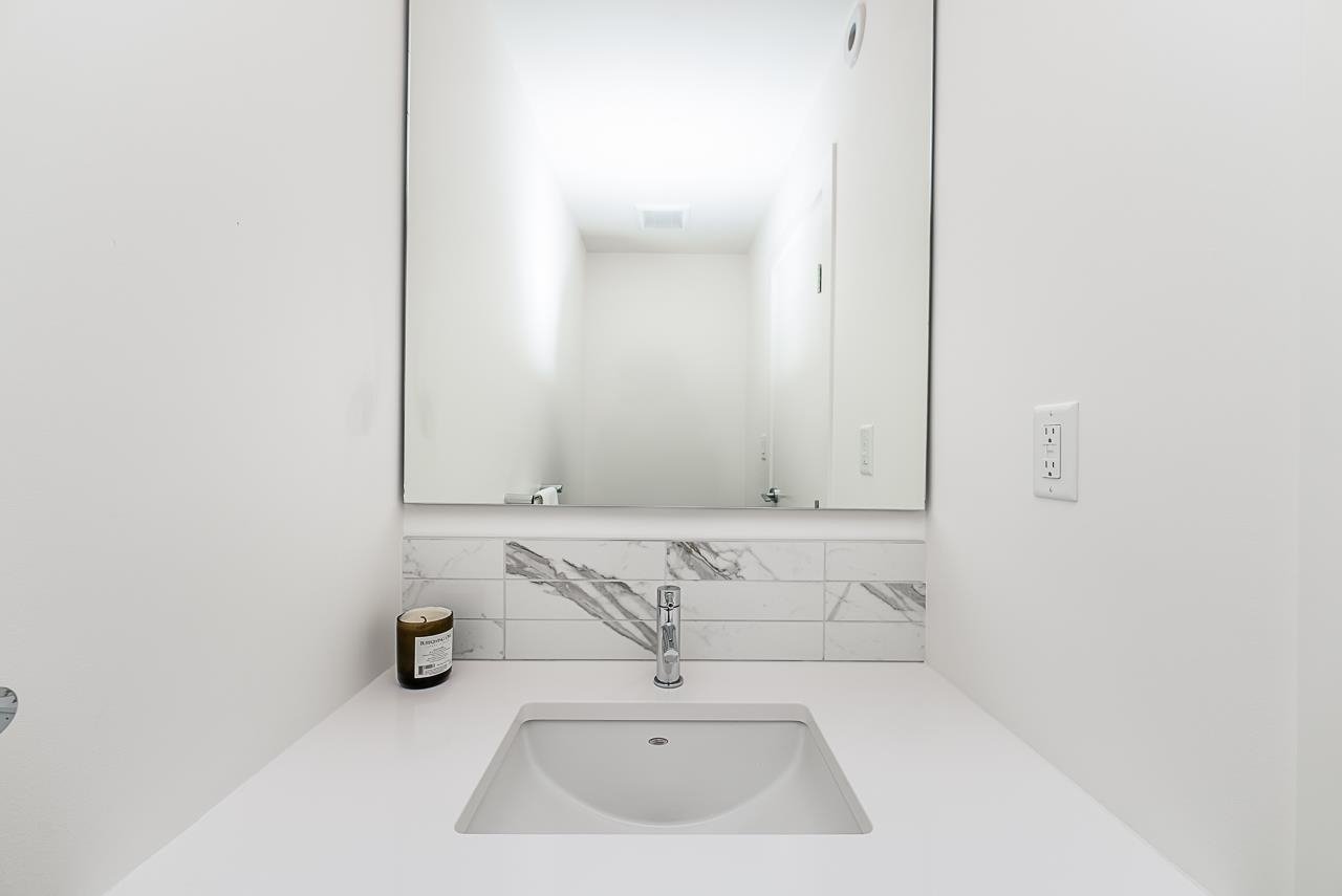 15-3596 Salal Drive, North Vancouver