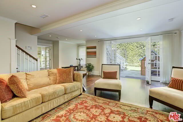 334 Oceano Dr