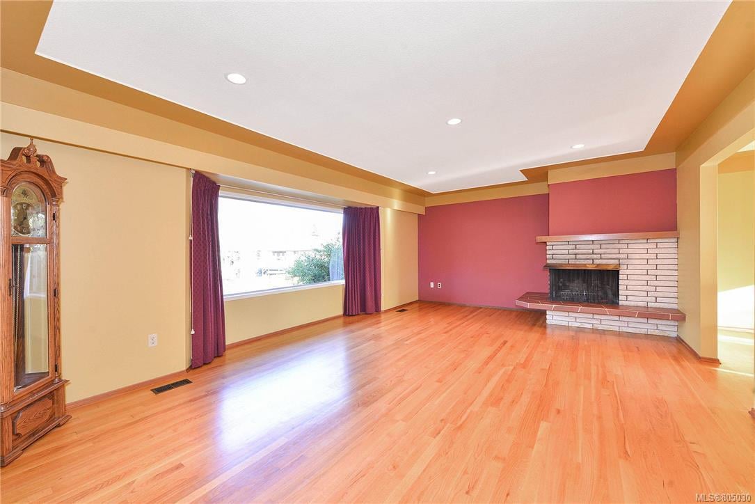 2091 Stonehewer Pl
