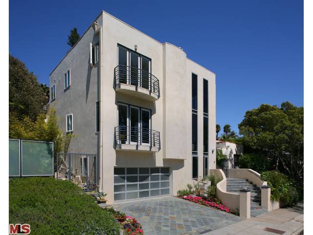 438 Sycamore Rd