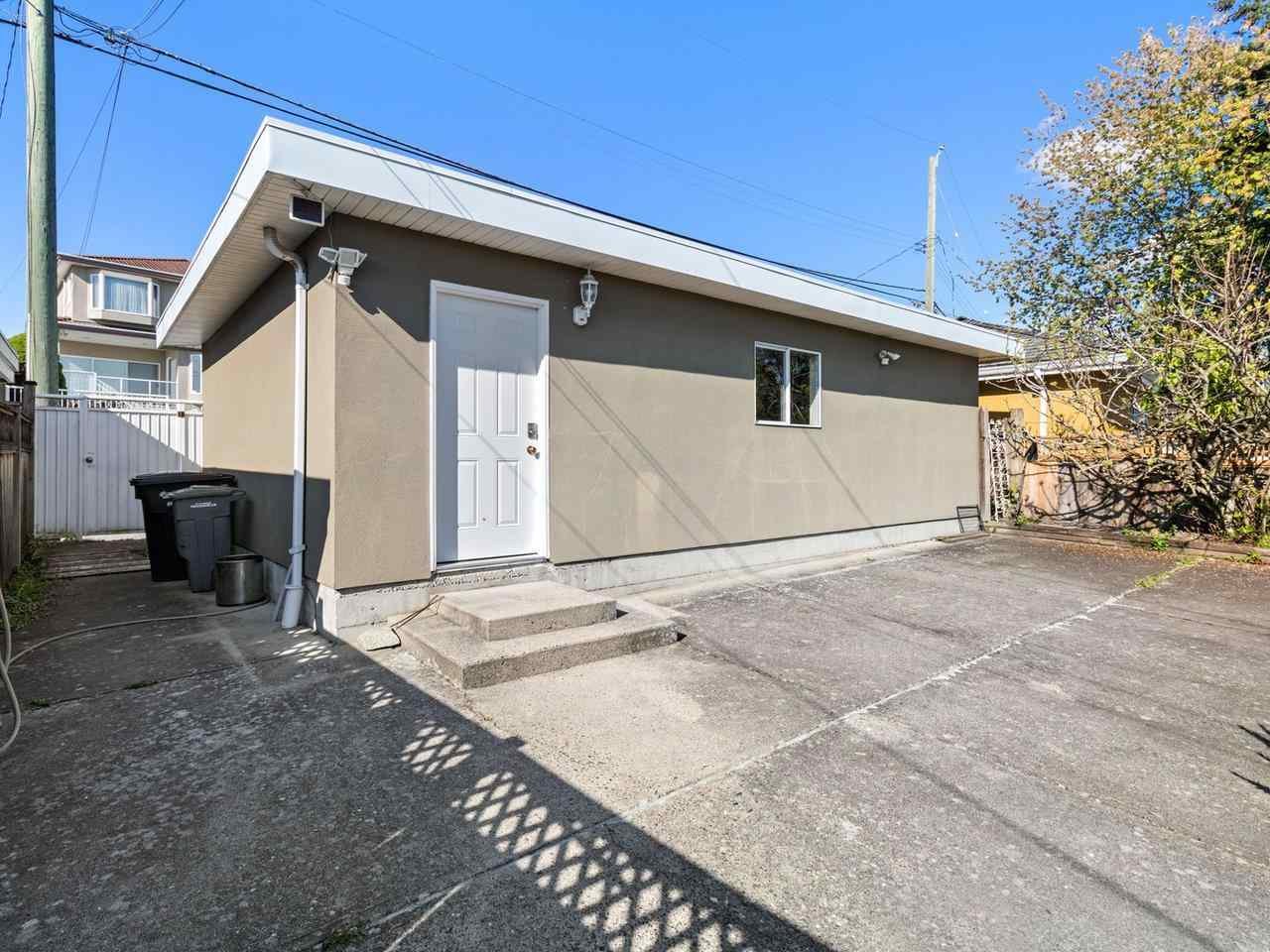 2311 Burquitlam Dr
