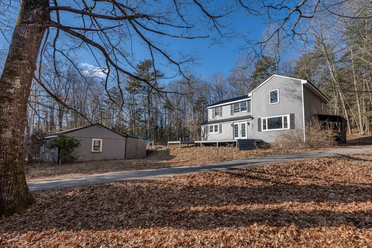 New Listing! 582 Ledge Road, North Yarmouth, ME 04097 – $525,000