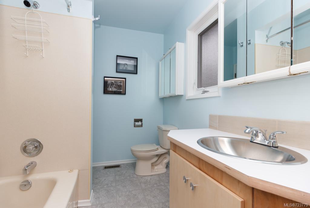 4337 Parkside Cres