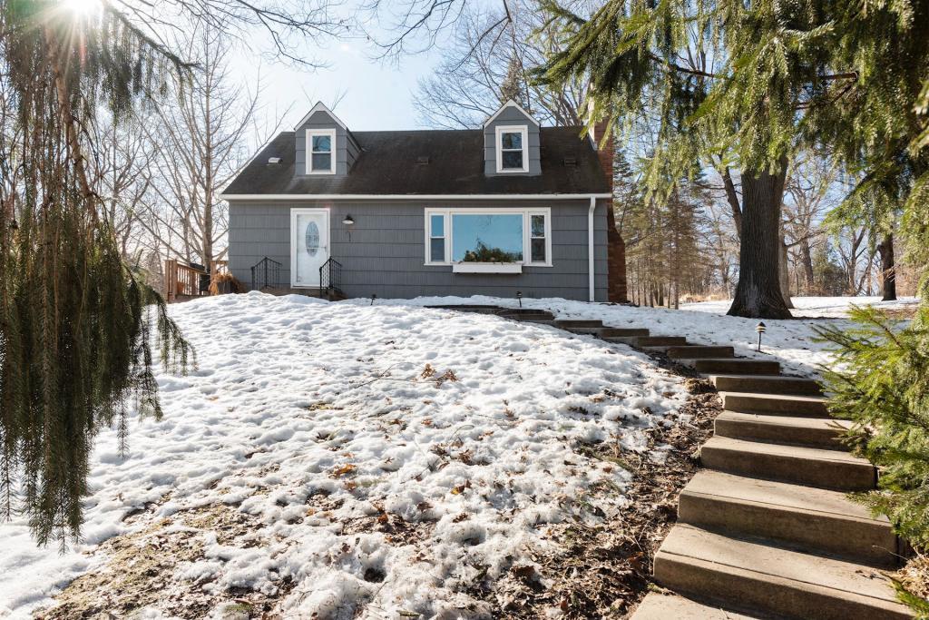 1115 Holly Ln