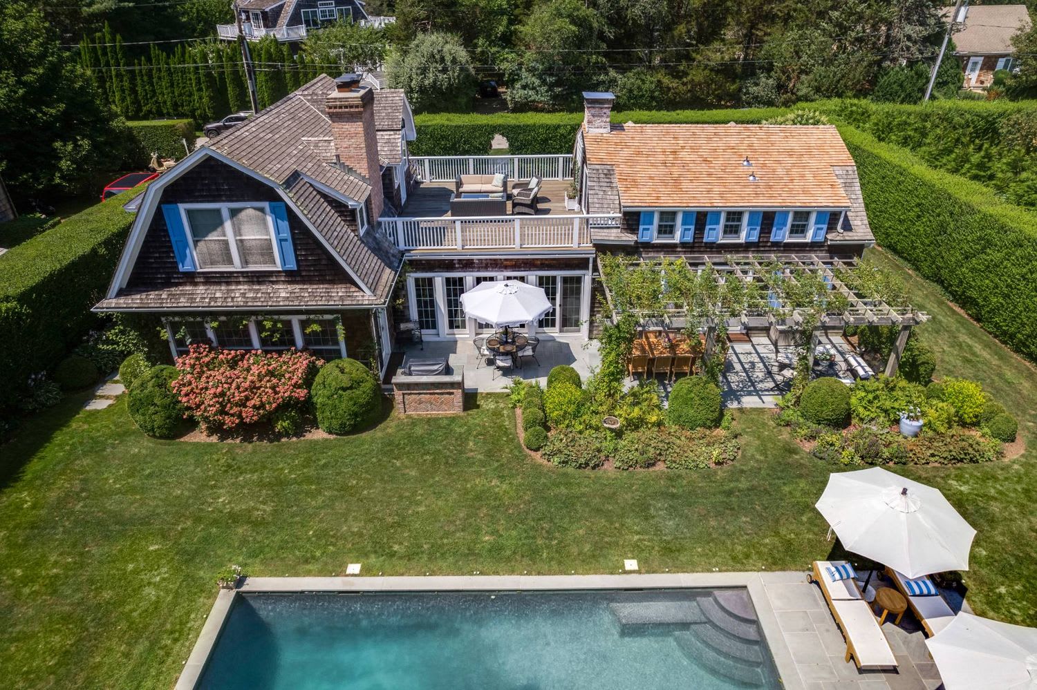 Modern Living & Historic Charm in Waterfront West Mecox