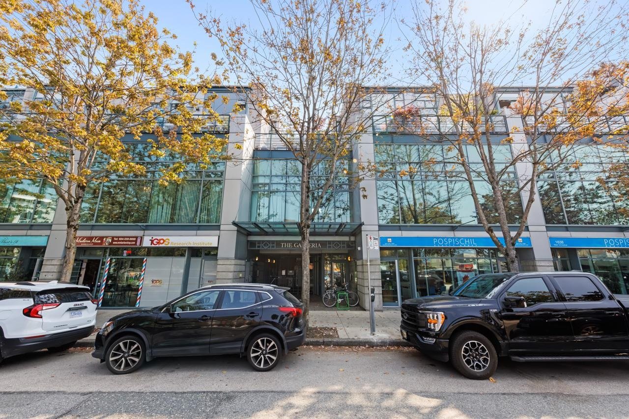 411-1630 W 1st Avenue, Vancouver