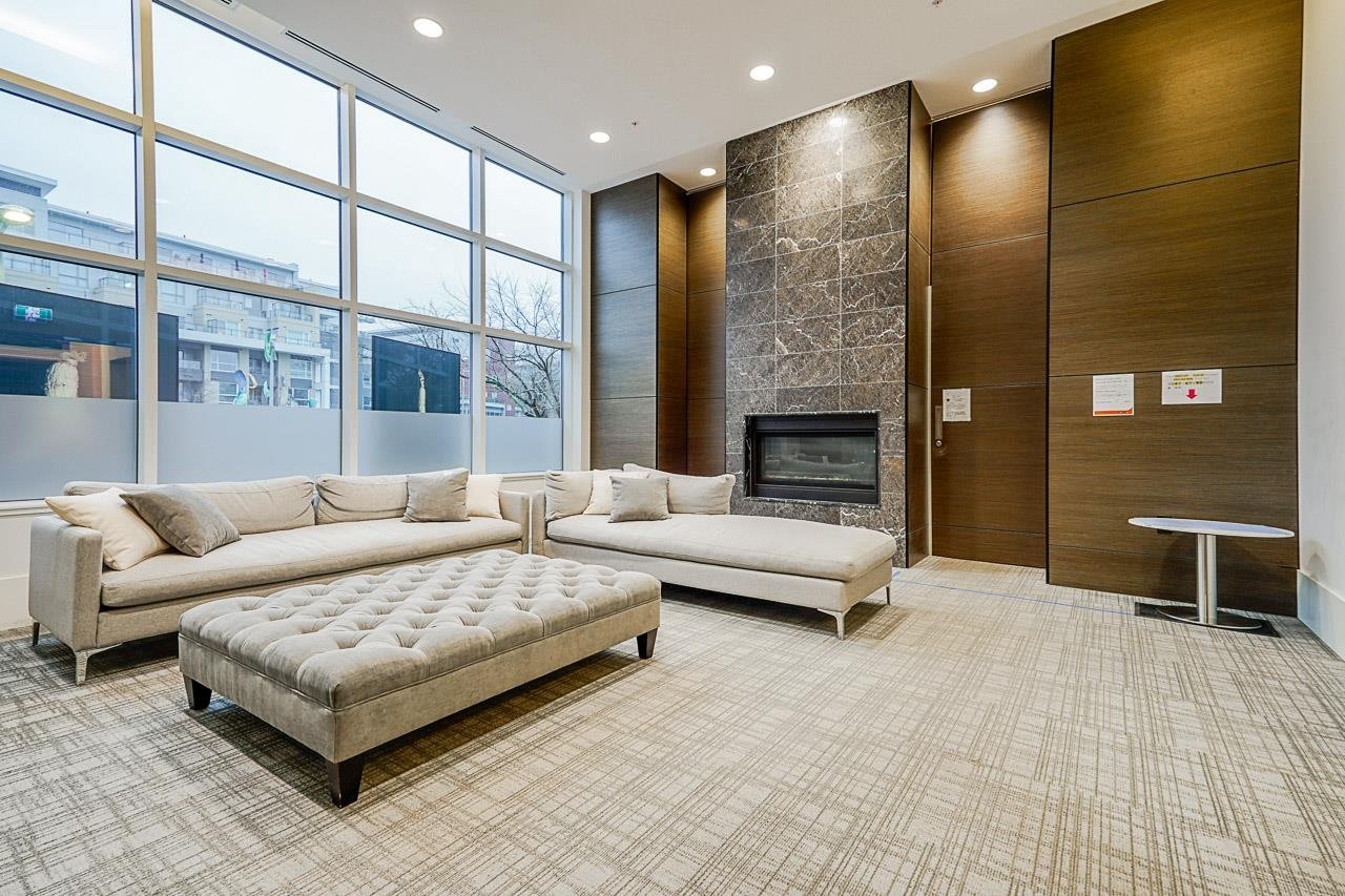 808-5233 Gilbert Rd