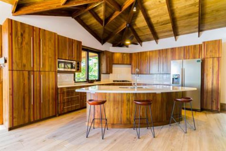 Home With Stunning 180 Ocean Views