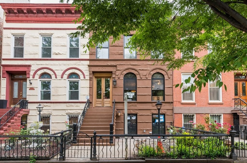 729 Hancock St