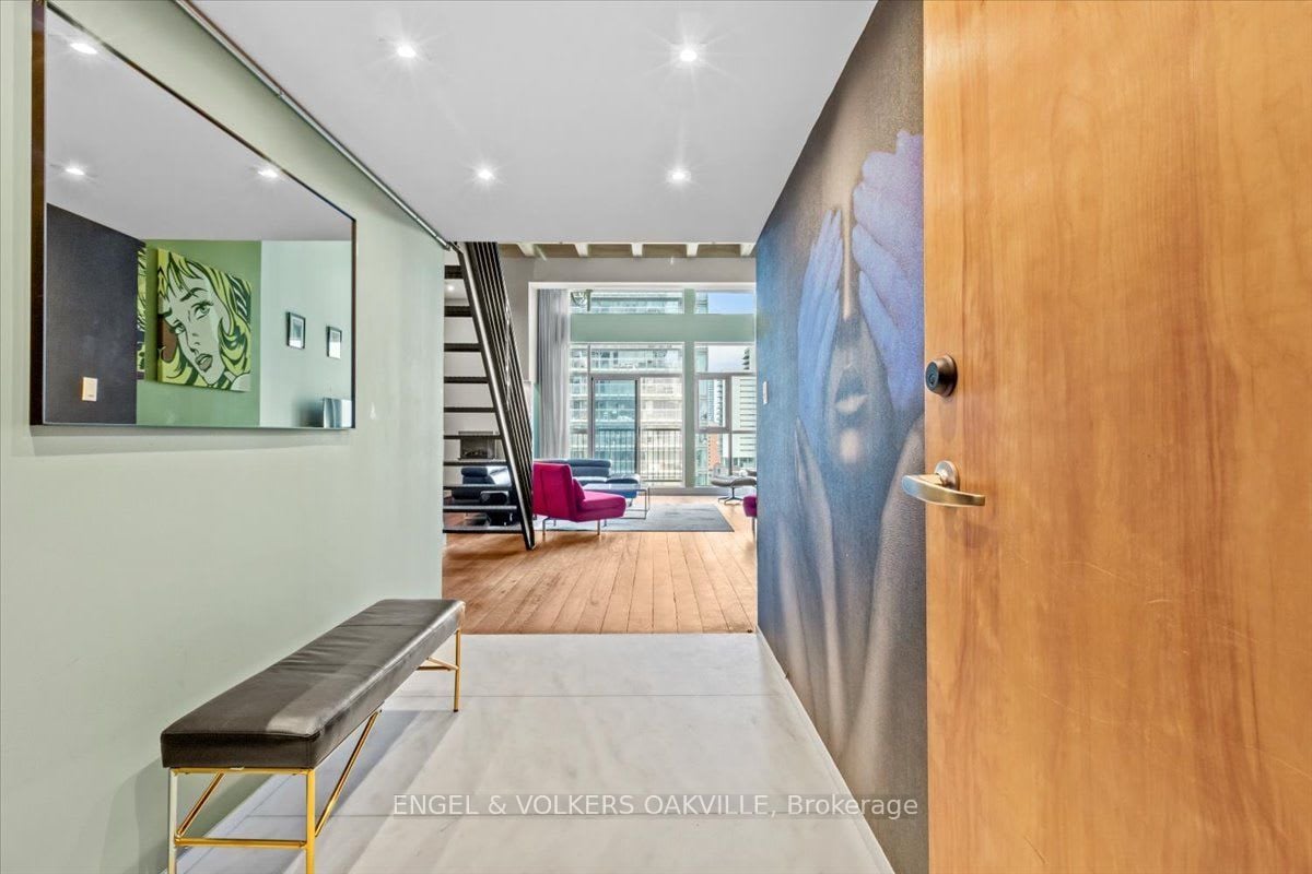 INVESTMENT PENTHOUSE LOFT 