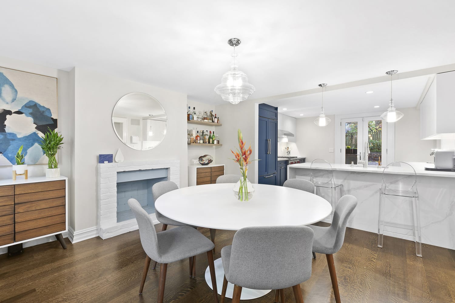 122 Bond St