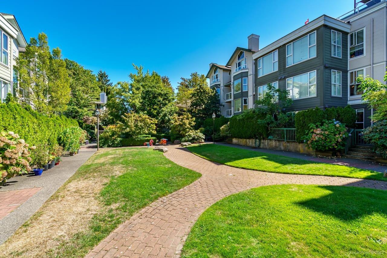 102-235 E 19th Ave