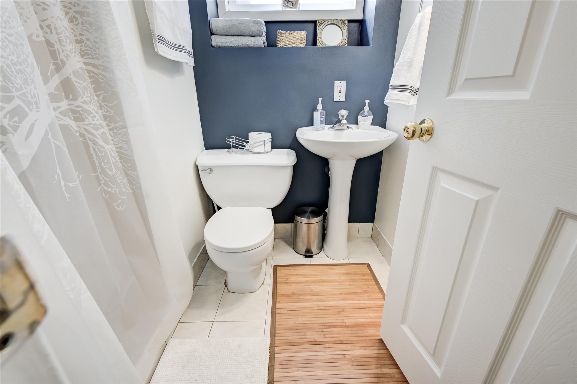 40 Nuffield Dr