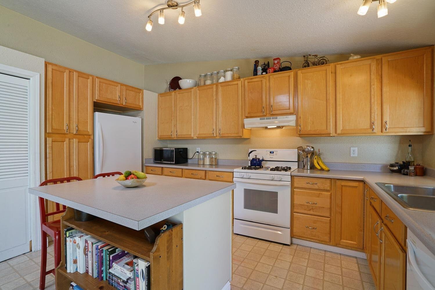 3509 Lillard Drive