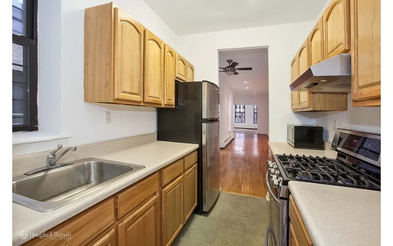 133 West 89th Street Unit: 11