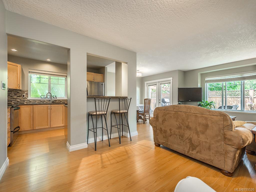 112-724 Larkhall Rd