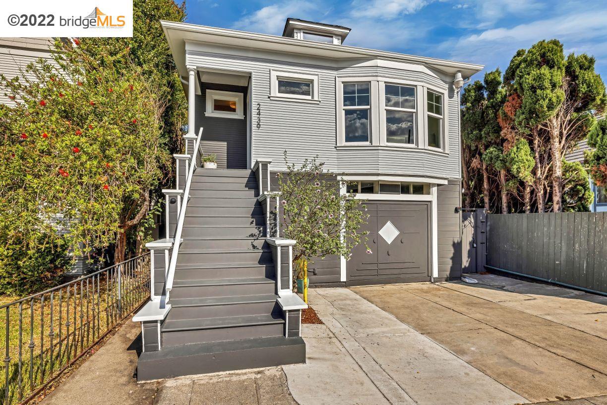 2439 Roosevelt Ave