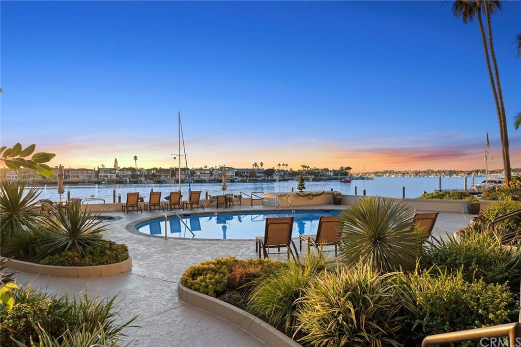2525 Ocean Boulevard Unit 6G