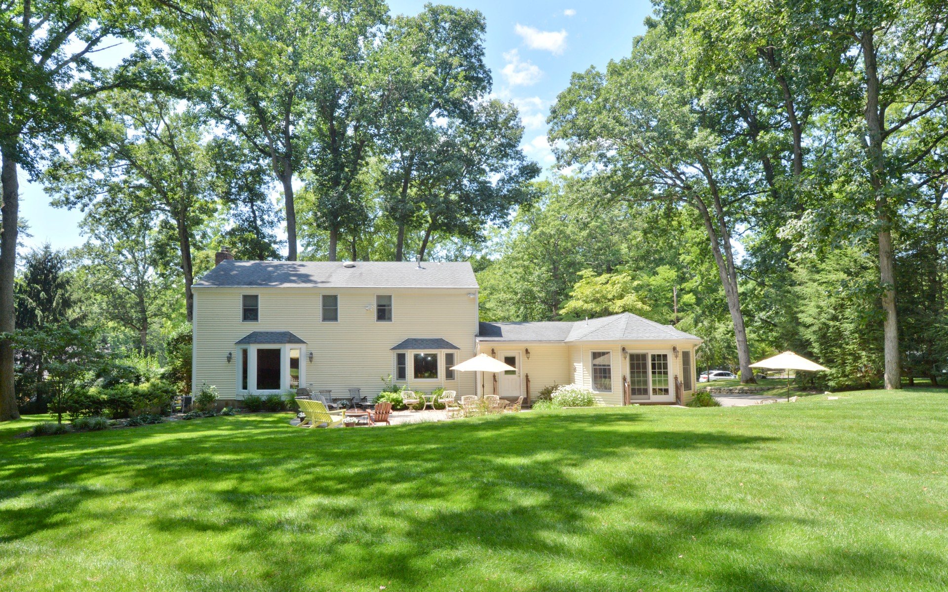 8 Anona Dr