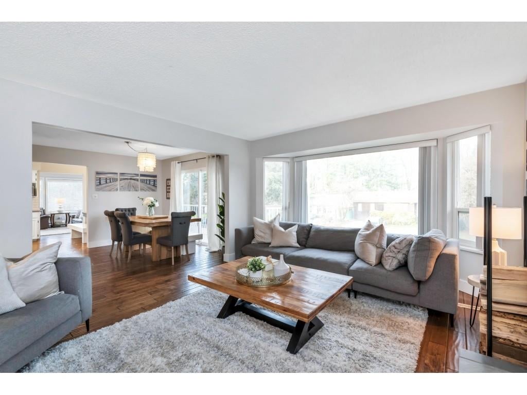 19548 120b Ave
