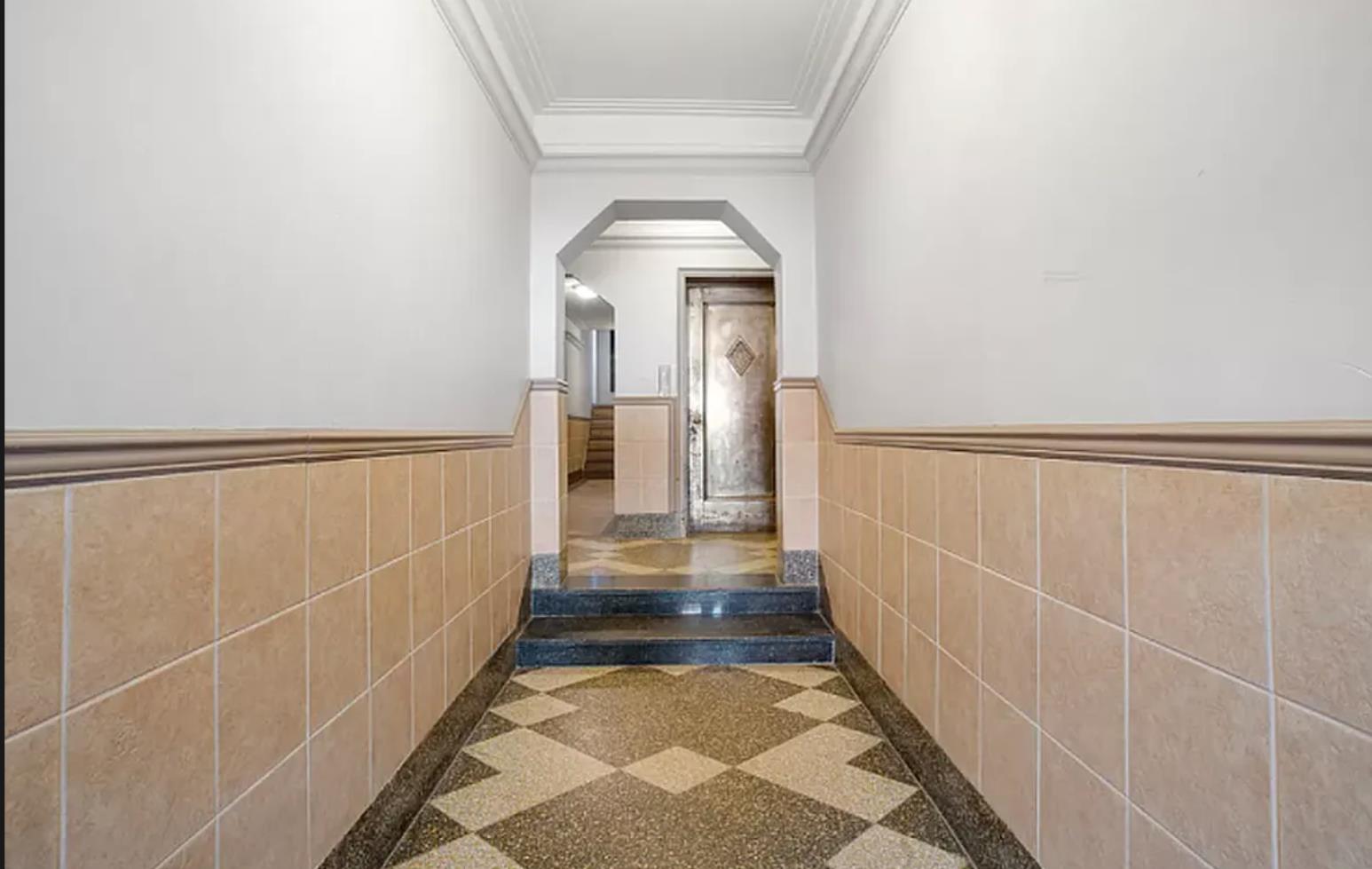 102 West 79th Street, Apt 3-G