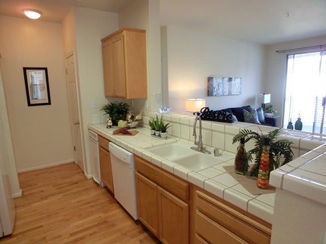 250 Santa Fe Terrace #319