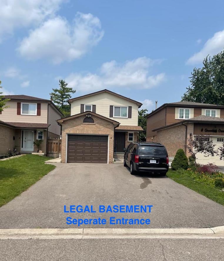 6 Greenleaf Cres