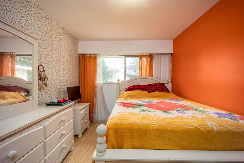 7460 Kraft Cres