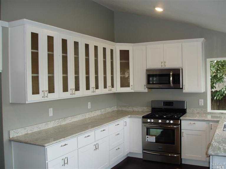 1553 Trellis Ln