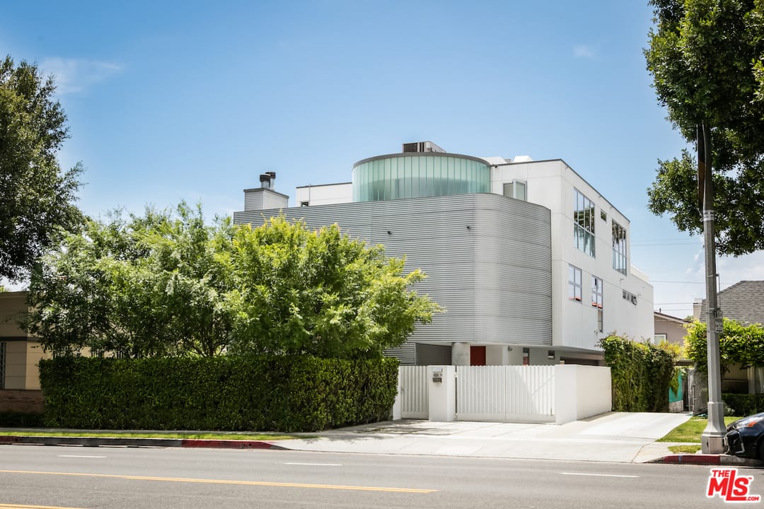 429 N Larchmont Blvd