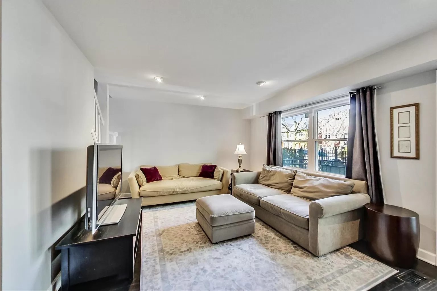 1740 N Washtenaw Ave