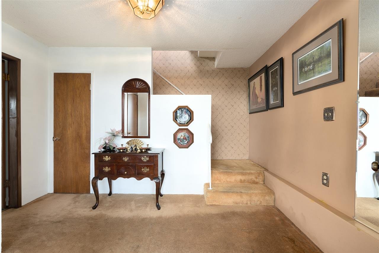 1143 Dansey Avenue, Coquitlam