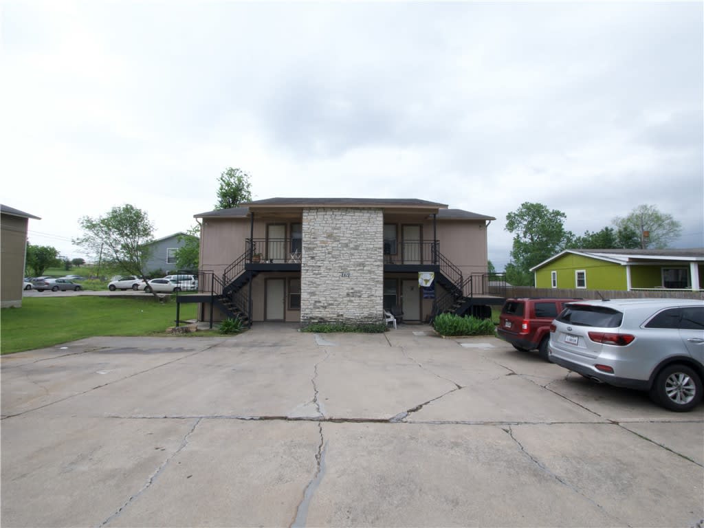 8419 Riverstone Dr