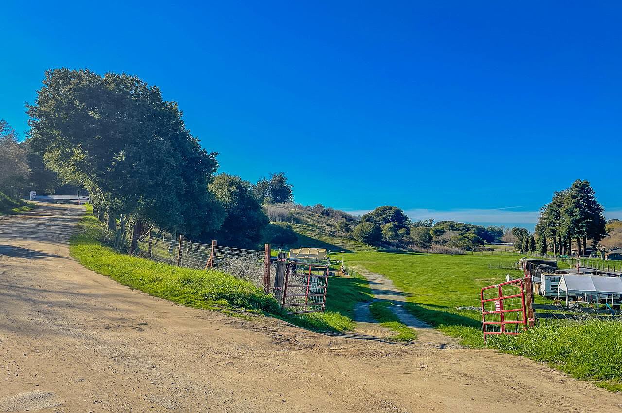 1084 San Miguel Canyon Rd