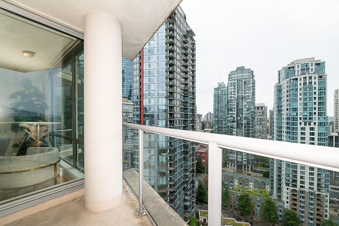 2403-1228 W Hastings Street, Vancouver