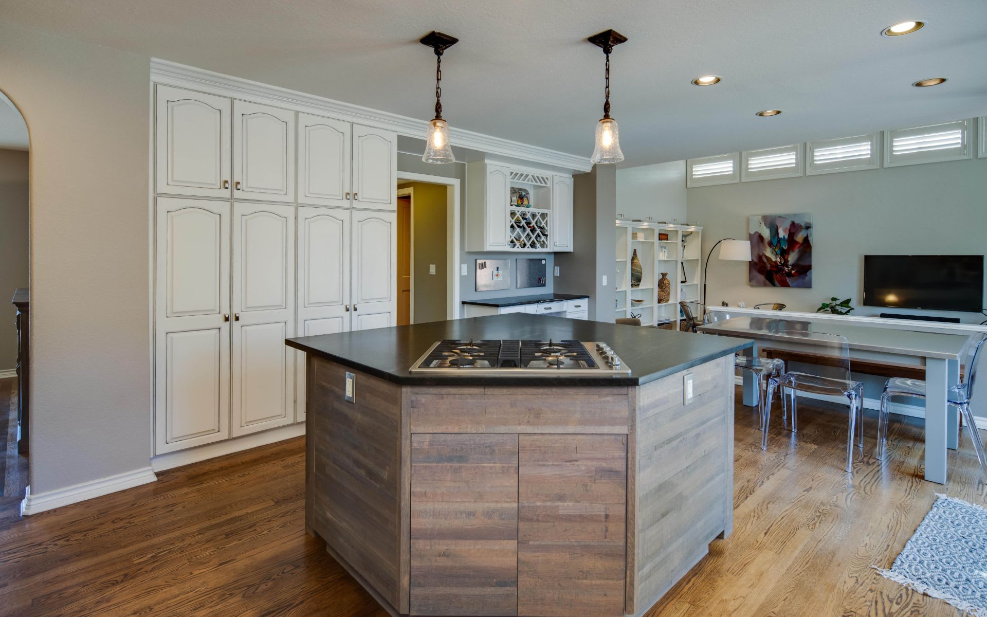 5354 E Otero Drive