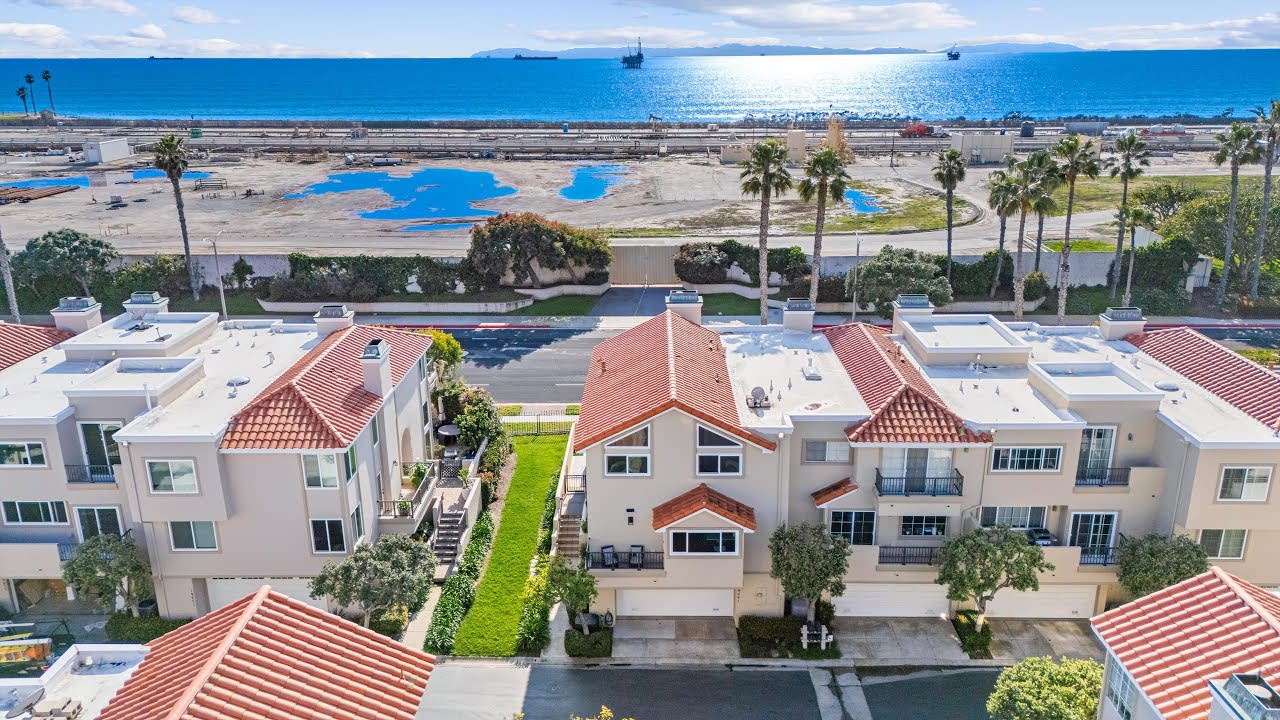 Stunning Home In Seacliff On The Greens, Huntington Beach